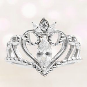 Princess Crown / Tiara Ring, real 925 Sterling Silver Charmed Aroma